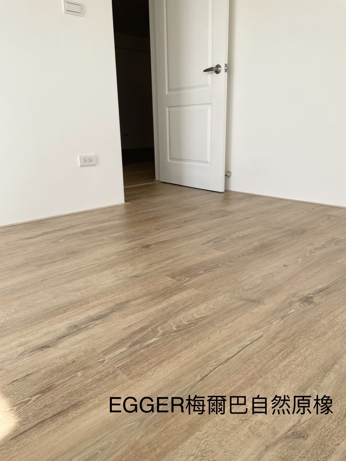 35727033-B0BB-4960-8120-2C5334969967